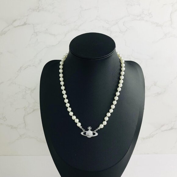 NWT Vivienne westwood Silver Orb Pearl Choker Necklace - Picture 2 of 13